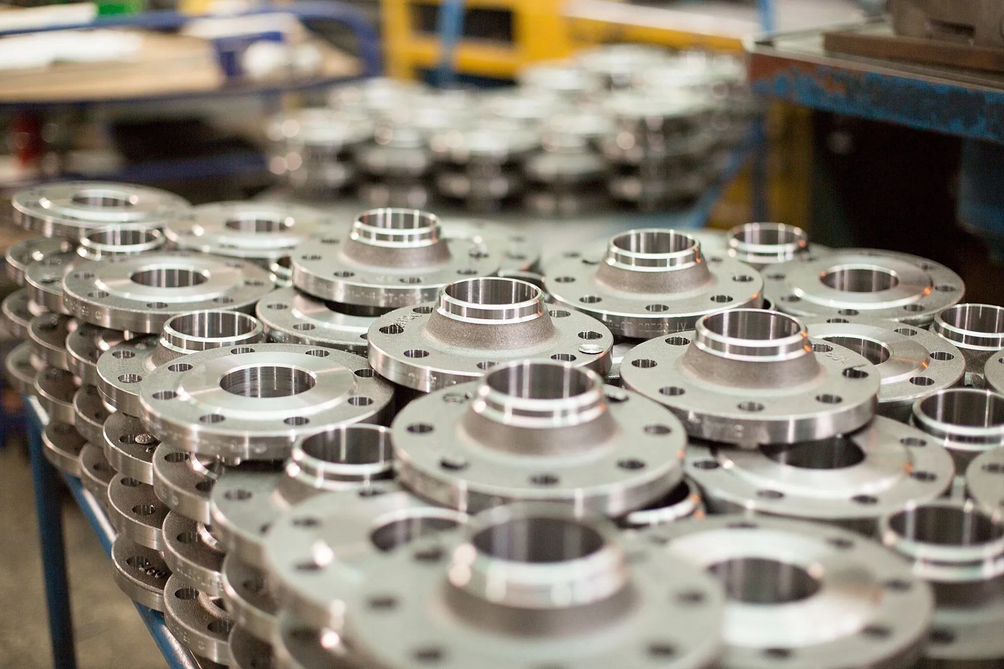 Цинкование фланцев и деталей трубопровода